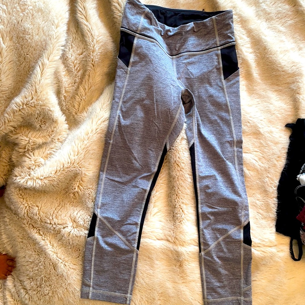 Lulu gray summer workout leggings size 4/S
